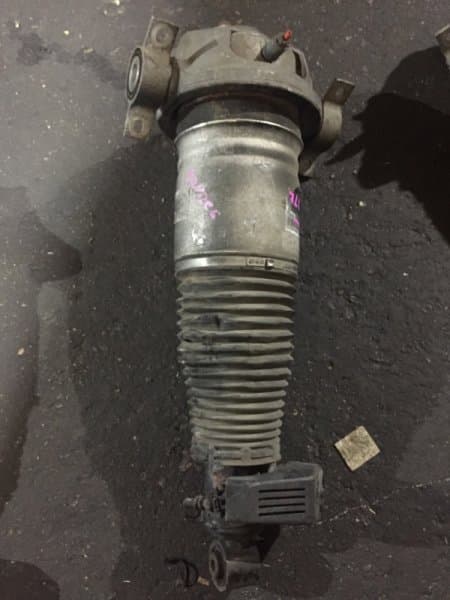 Стойка подвески Volkswagen Touareg 2002 (б/у)
