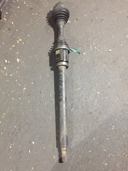 Привод VOLVO S60 B5244S 2004 перед. прав. (б/у)