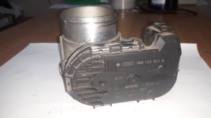Блок дроссельной заслонки audi A4 B6 AMB 2002 (б/у)