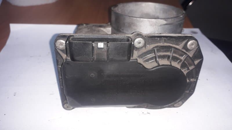 Блок дроссельной заслонки Volvo V50 P2 B5244S 2005 (б/у)