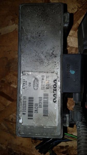 Дроссельная заслонка Volvo XC70 УНИВЕРСАЛ (б/у)