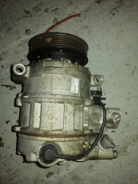 Компрессор кондиционера Audi A4 B6 8E AMB (б/у)