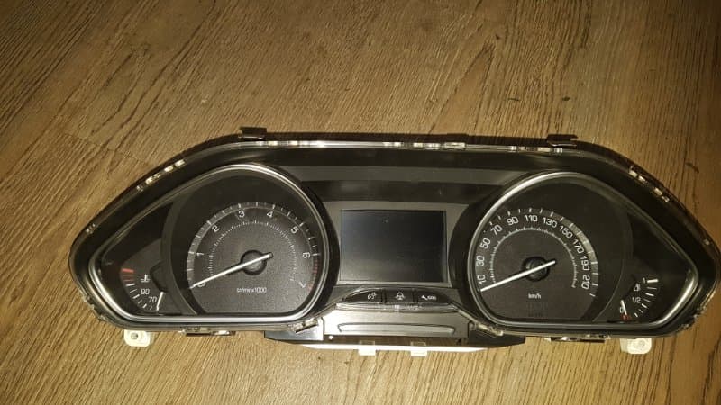 Щиток приборов Peugeot 208 EP6 2012 (б/у)