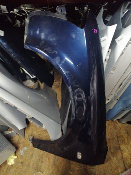 Крыло Audi A4 8E5 AMB 2003 лев. (б/у)