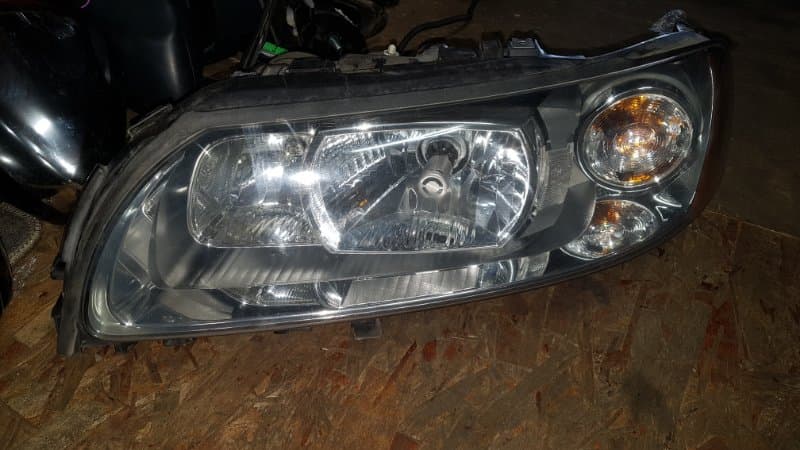Фара ксенон Volvo XC70 УНИВЕРСАЛ 2.5Т 2007 лев. (б/у)