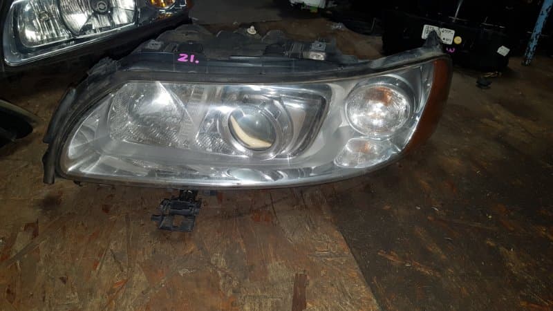 Фара ксенон адаптивный Volvo S60 SW B5254T2 2005 лев. (б/у)