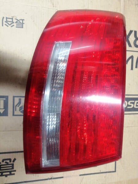 Фонарь Audi A6 4F2 AUK 2007 задн. лев. (б/у)