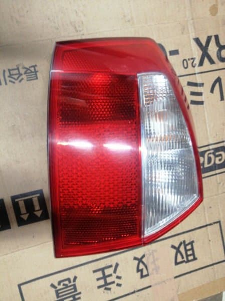 Фонарь Audi A4 8E2 AMB 2002 задн. лев. (б/у)