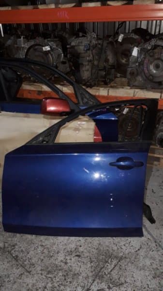 Дверь BMW 1 E87 N46B20AB 2005 перед. лев. (б/у)