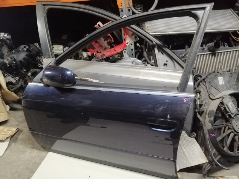 Дверь Audi A6 4B2 AGA 2000 перед. лев. (б/у)