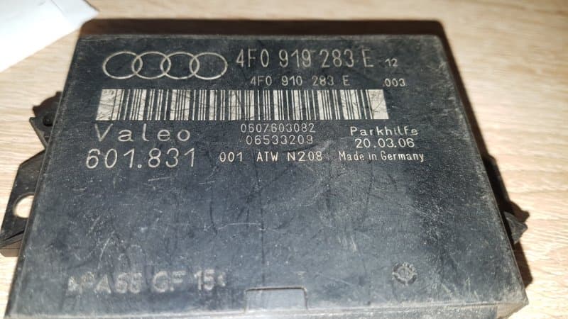 Блок управления парктрониками Audi Q7 ВНЕДОРОЖНИК 3.6 (б/у)