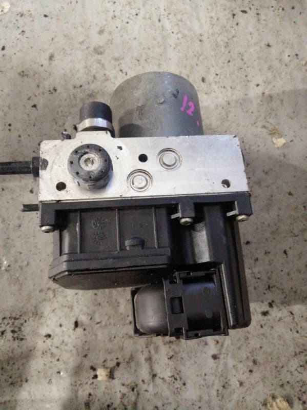 Блок abs Audi A4 8E5 AMB 2003 (б/у)