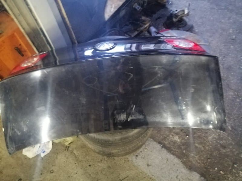 Крышка багажника Volkswagen Passat B6 2005 задн. (б/у)