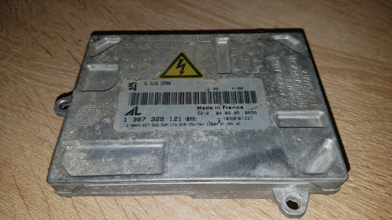 Блок ксенона Peugeot 307 ХЕЧБЕК (б/у)