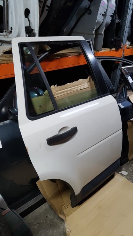 Дверь Land Rover Freelander 2 2008 задн. прав. (б/у)