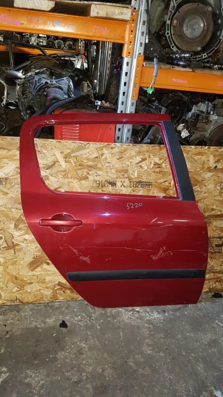 Дверь Peugeot 307 ХЕЧБЕК 2004 задн. прав. (б/у)