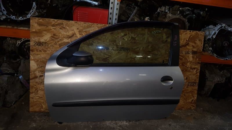 Дверь Peugeot 206 3-DOOR 1998 лев. (б/у)