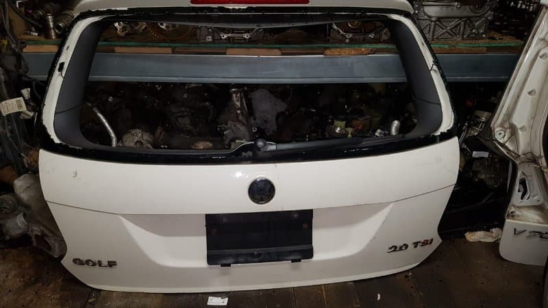 Крышка багажника Volkswagen Golf 5 2003 задн. (б/у)