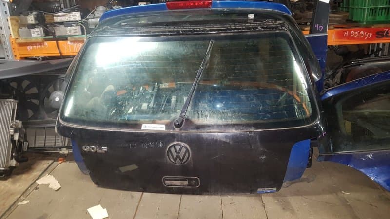 Крышка багажника Volkswagen Golf 4 задн. (б/у)