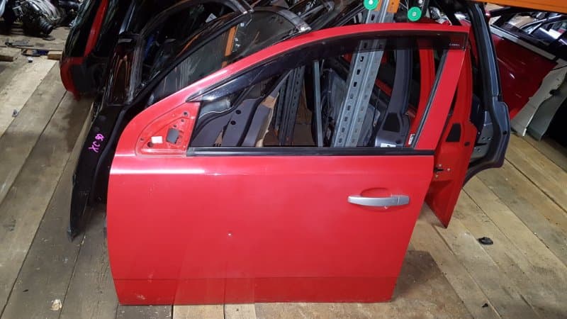 Дверь Opel Astra H перед. лев. (б/у)