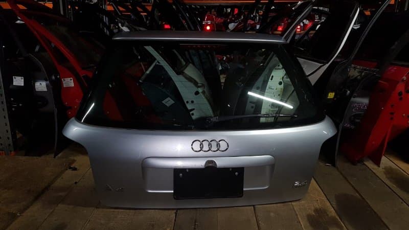 Крышка багажника Audi A4 B5 (б/у)