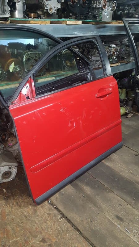 Дверь Volvo S40 2004 перед. лев. (б/у)