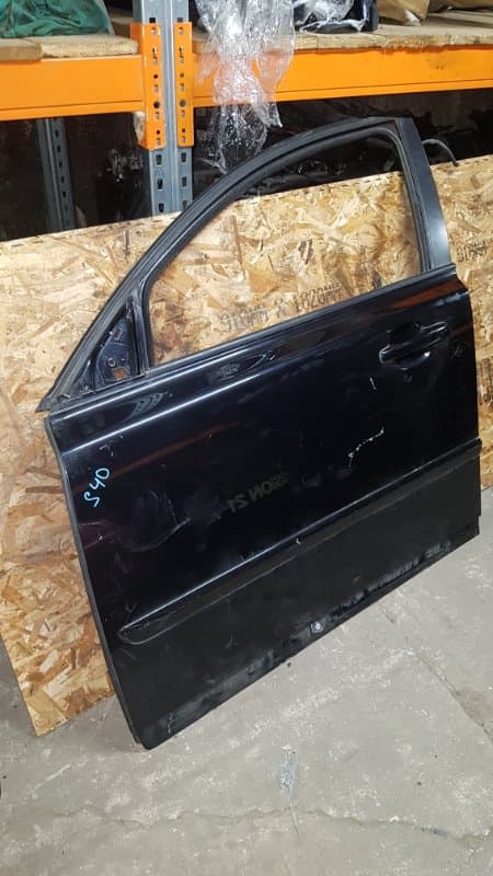 Дверь Volvo S40 2004 перед. лев. (б/у)