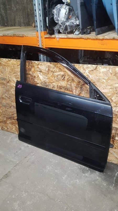 Дверь AUDI A3 8P 2004 перед. прав. (б/у)