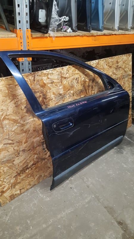 Дверь Volvo S60 2000 перед. прав. (б/у)