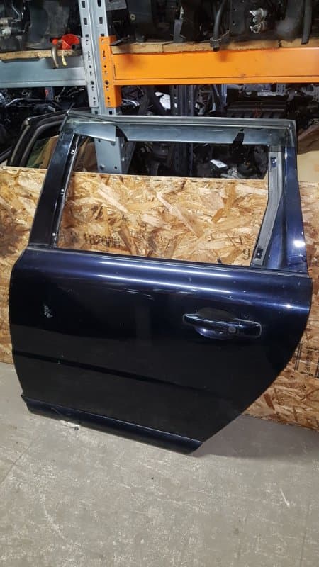 Дверь Volvo XC70 2009 задн. лев. (б/у)