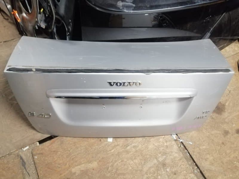 Крышка багажника Volvo S40 2006 (б/у)
