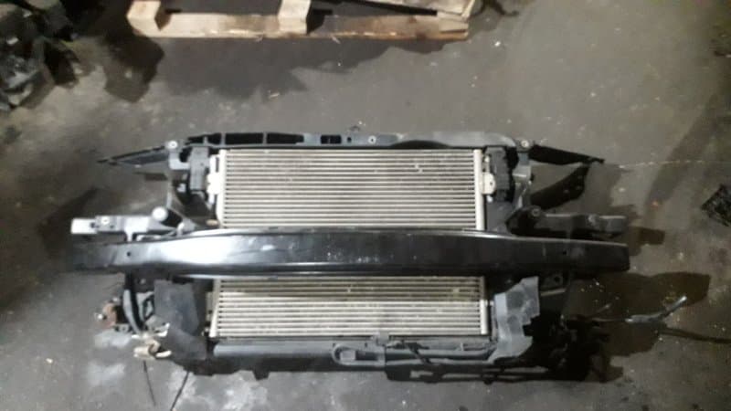 Панель передняя Volkswagen Passat 3B B5+ 2.8 2001 (б/у)