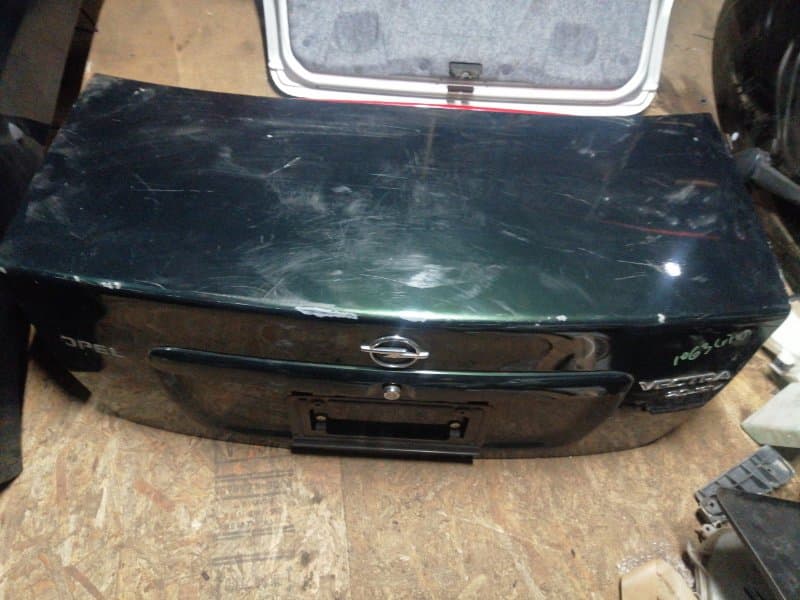 Крышка багажника Opel Vectra B задн. (б/у)