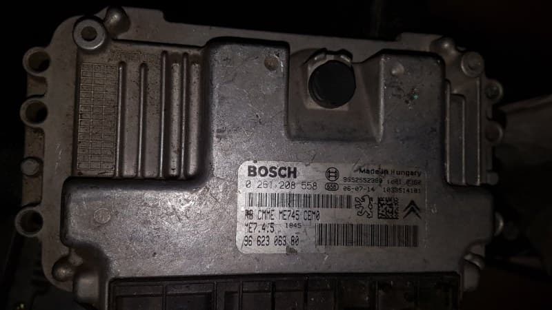 Блок управления ДВС Peugeot (б/у)