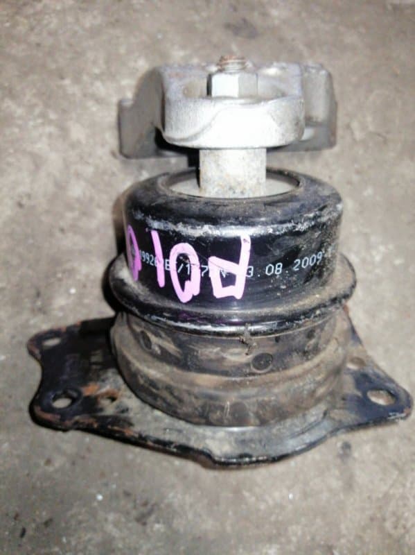 Опора ДВС Volkswagen Polo 9N (б/у)