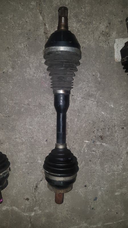Привод Volvo XC90 ВНЕДОРОЖНИК B5254T2 2005 перед. лев. (б/у)