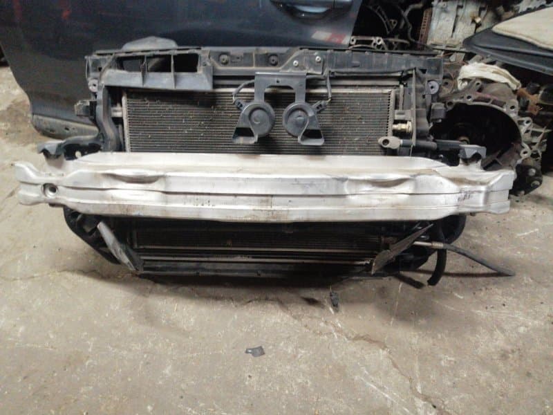 Панель передняя Audi A6 C6 2.8 (б/у)