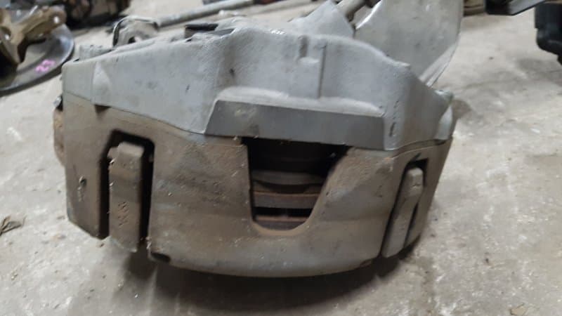 Супорт 16,5" Volvo V40 B5204T 2013 перед. лев. (б/у)