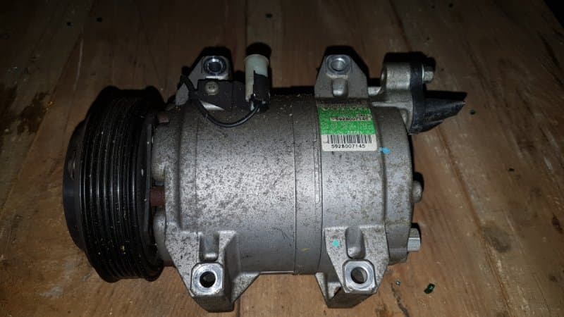 Компрессор кондиционера Volvo XC90 ВНЕДОРОЖНИК B5254T2 2010 (б/у)