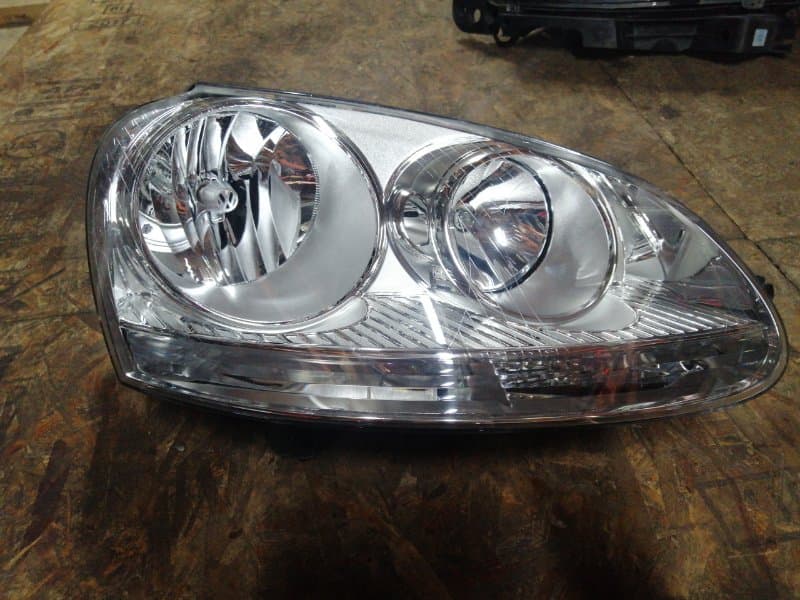 Фара галоген Volkswagen Golf 1K1 BVY 2006 перед. прав. (б/у)