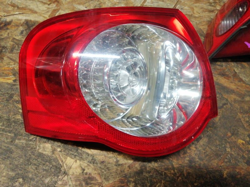 Фонарь Volkswagen Passat 3C5 AXZ 2006 задн. лев. (б/у)
