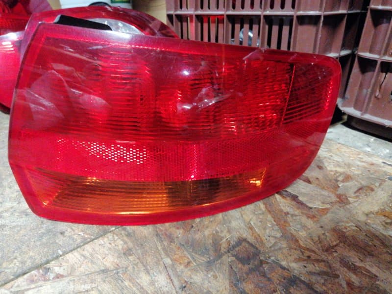 Фонарь Audi A3 8P1 BWA 2006 задн. прав. (б/у)