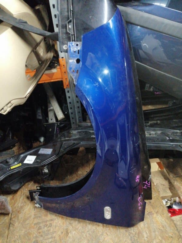 Крыло Volkswagen Passat 3B6 AMX 2002 перед. лев. (б/у)