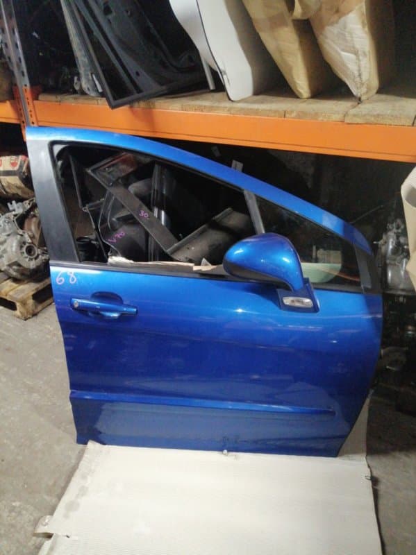 Дверь Peugeot 308 ХЭТЧБЕК 2009 перед. прав. (б/у)
