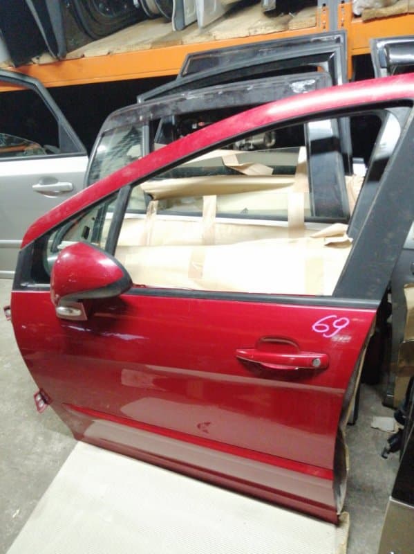 Дверь Peugeot 308 ХЭТЧБЕК EP6CDT 2009 перед. лев. (б/у)