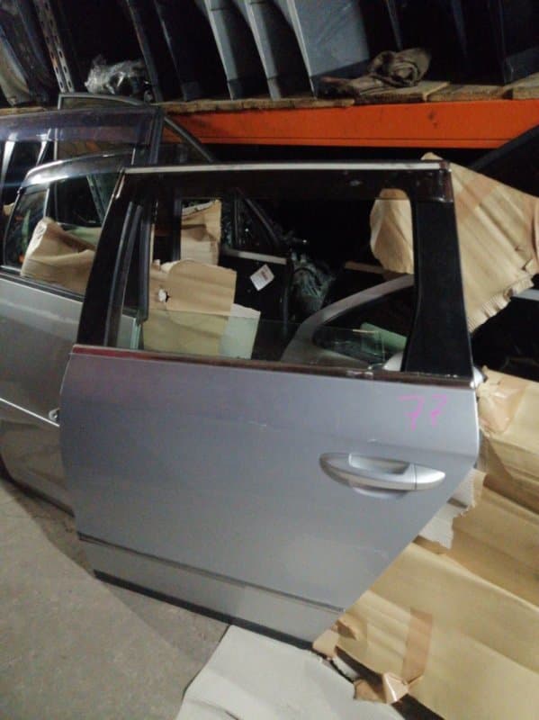 Дверь Volkswagen Passat 3С5 BVY 2010 задн. лев. (б/у)