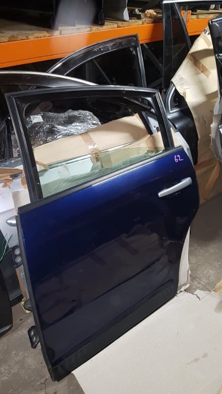 Дверь Citroen C4 LC RFJ 2010 задн. лев. (б/у)