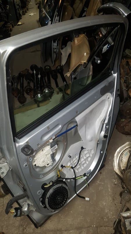 Дверь Peugeot 407 6D 3FZ 2010 задн. прав. (б/у)