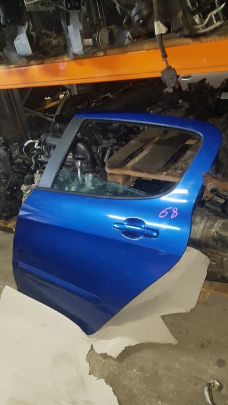 Дверь Peugeot 308 ХЭТЧБЕК 2009 задн. лев. (б/у)