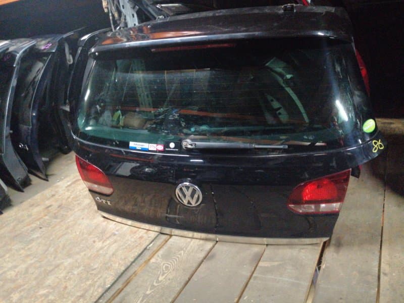 Крышка багажника Volkswagen Golf 5K1 CCZ 2012 (б/у)